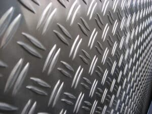 Aluminium Traanplaat gebeitst